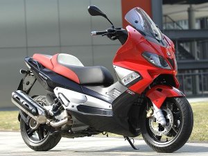Gilera Nexus 500 Maxi